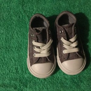 Chuck Taylor Converse low top sneakers
